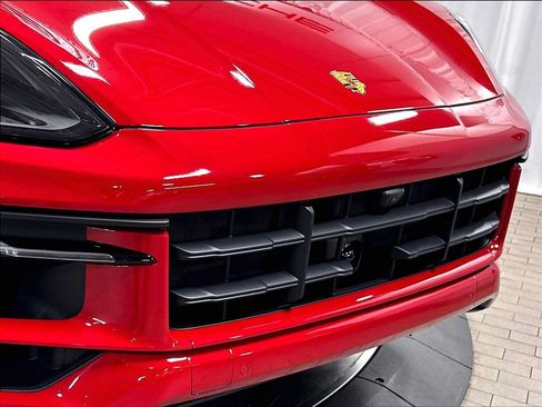 New 2026 Porsche Cayenne AWD/4WD image 32