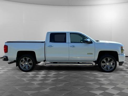Used 2016 Chevrolet Silverado 1500 High Country w/ High Country Premium Package AWD/4WD image 6