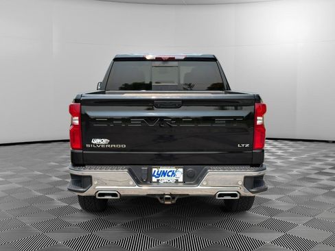 Used 2023 Chevrolet Silverado 1500 LTZ w/ Technology Package AWD/4WD image 3
