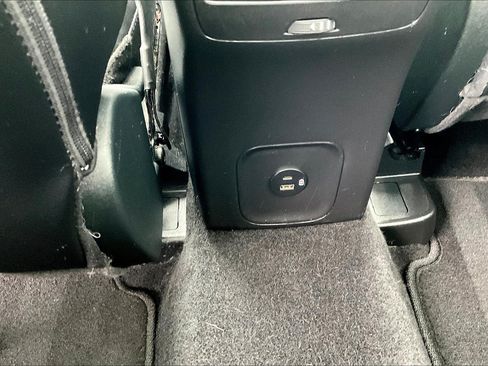 Used 2022 Ford Escape SEL w/ Technology Package AWD/4WD image 38