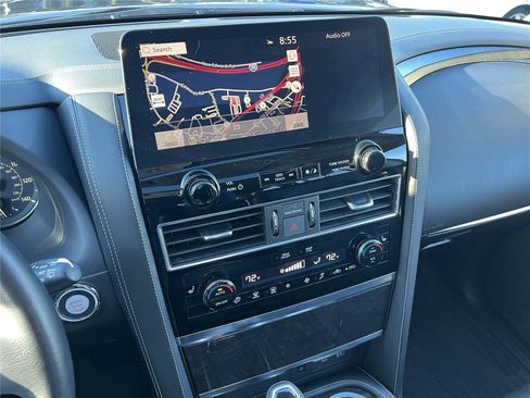 Used 2022 INFINITI QX80 Luxe w/ All-Season Package image 22