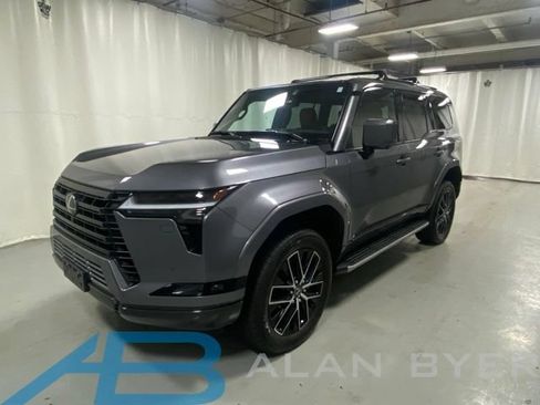 Used 2024 Lexus GX 550 w/ Accessory Package (2T) AWD/4WD image 1