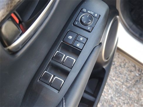 Used 2018 Lexus NX 300 image 17