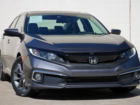 Used 2021 Honda Civic EX image 2
