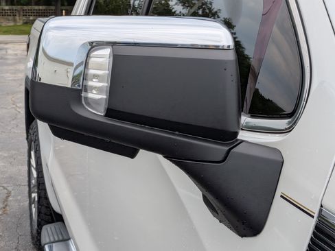 Certified 2019 GMC Sierra 1500 Denali w/ Technology Package RWD image 11