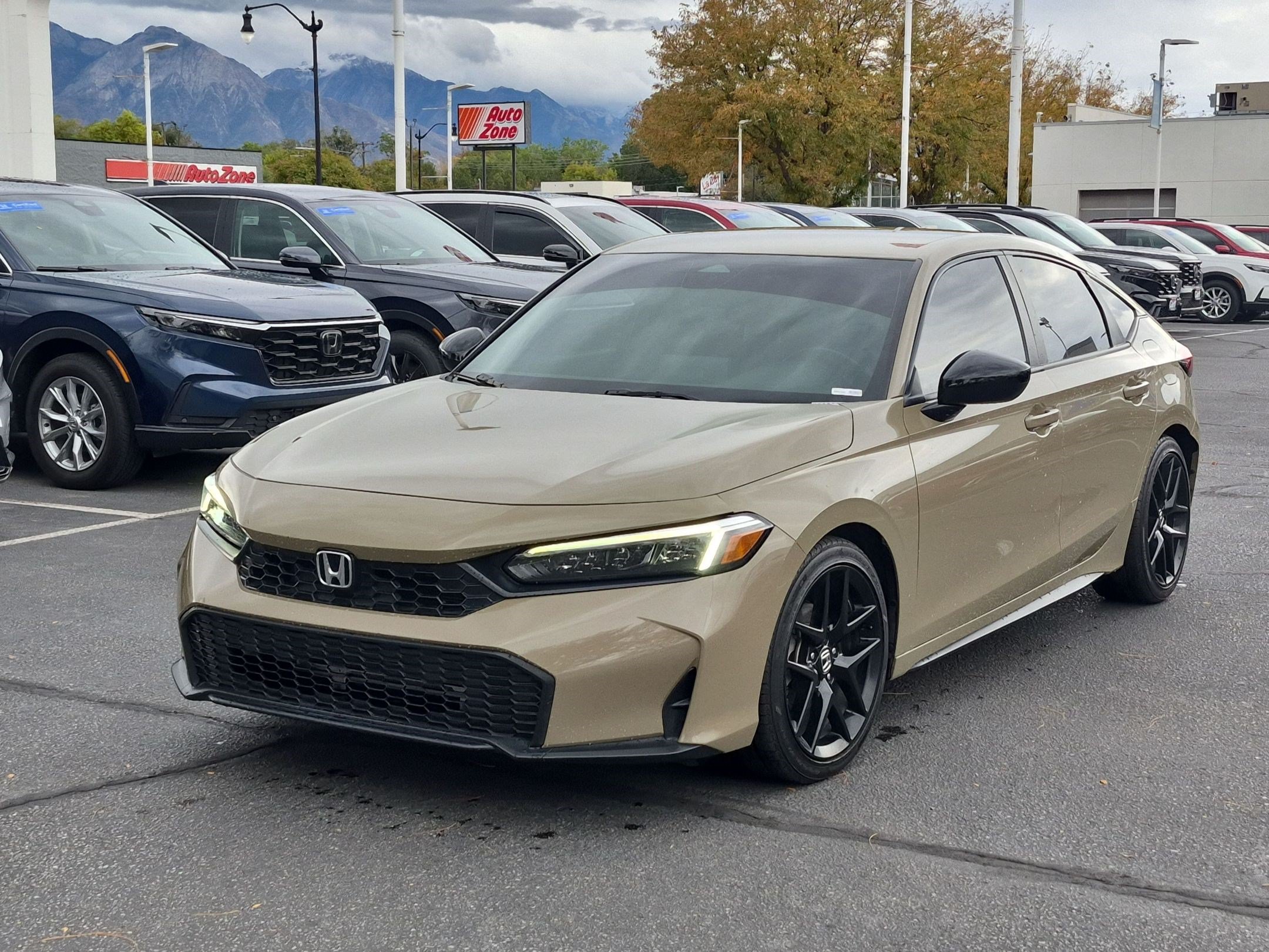 Used 2025 Honda Civic Sport image 10