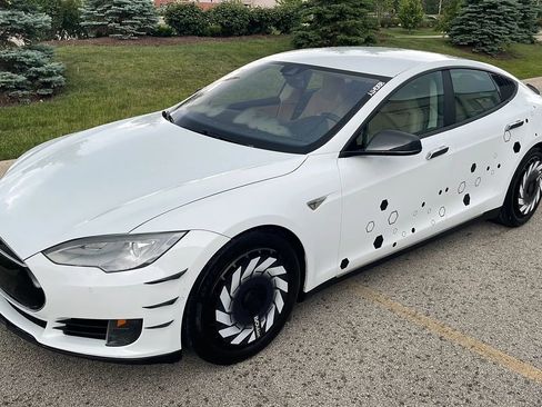 Used 2015 Tesla Model S 85D AWD/4WD image 2
