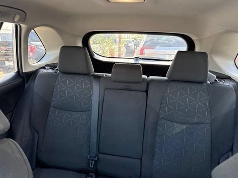 Used 2024 Toyota RAV4 XLE AWD/4WD image 11