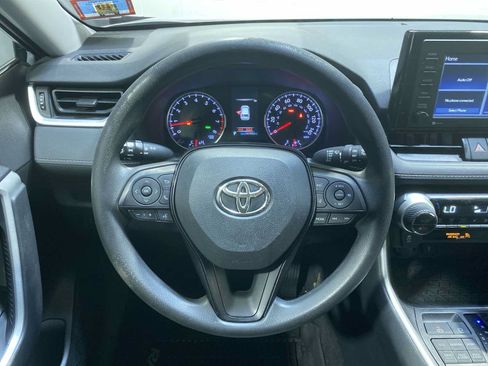Used 2020 Toyota RAV4 XLE w/ All Weather Liner Package AWD/4WD image 15