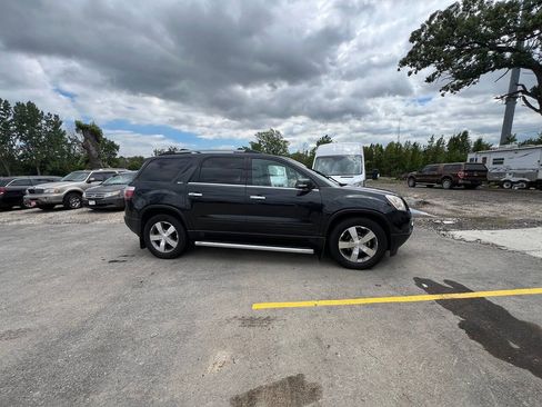 Used 2012 GMC Acadia SLT w/ LPO, 'HIT The Road' Package AWD/4WD image 15