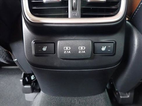 Used 2020 Subaru Outback Touring XT AWD/4WD image 8