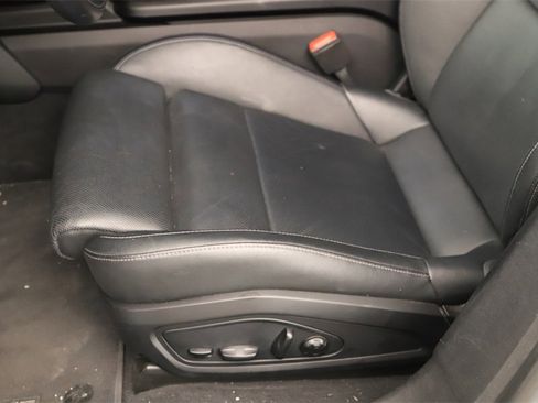 Used 2021 Porsche Taycan 4S image 23