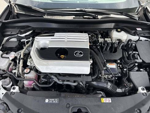 Used 2023 Lexus UX 250h FWD w/ Accessory Package (Z2) image 10