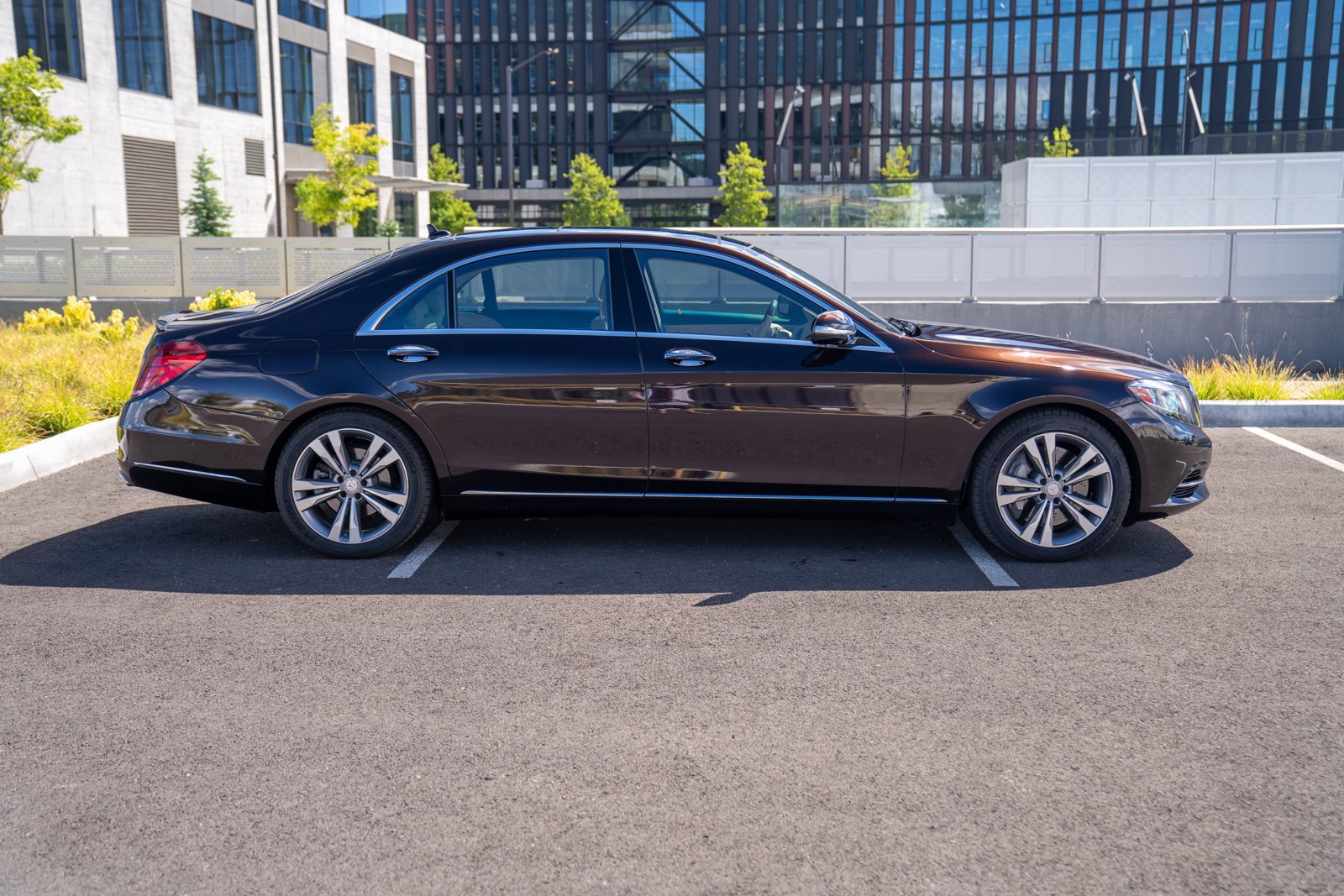 Used 2017 Mercedes-Benz S 550 4MATIC Sedan image 8