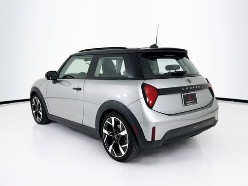 Used 2025 MINI Cooper S FWD image 3