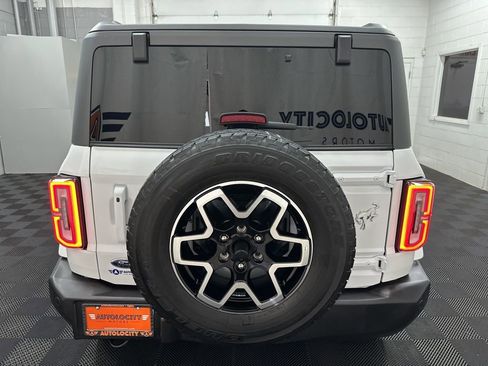Used 2025 Ford Bronco Outer Banks AWD/4WD image 9
