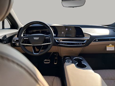 New 2026 Cadillac Lyriq Signature Luxury image 23