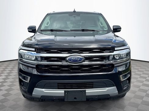 Used 2024 Ford Expedition Limited image 2