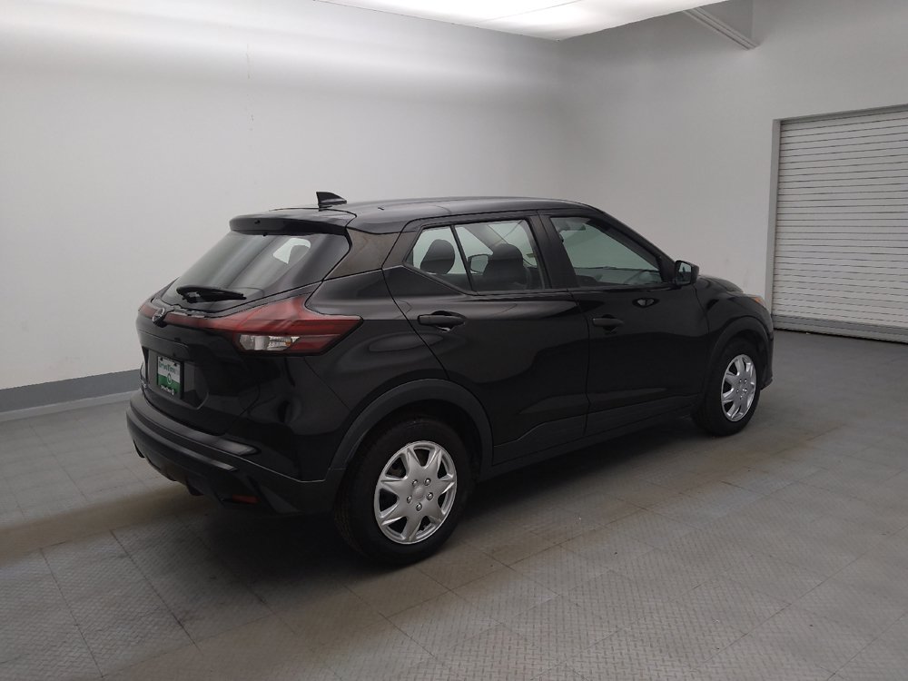 Used 2022 Nissan Kicks S FWD image 10