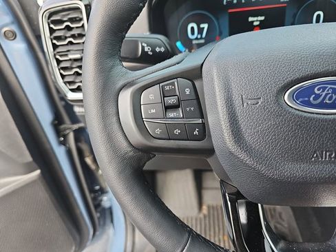 Used 2025 Ford Ranger Lariat w/ FX4 Off-Road Package image 15