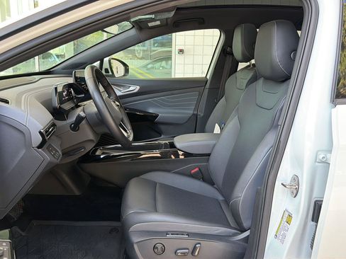 Used 2023 Volkswagen ID.4 Pro S AWD/4WD image 15