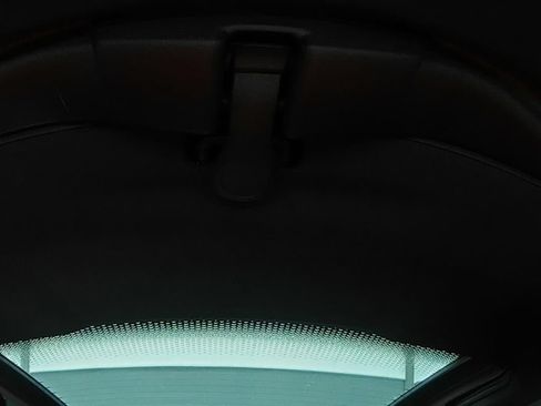 Used 2018 Chevrolet Corvette Z06 RWD image 17