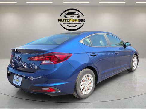 Used 2019 Hyundai Elantra SE FWD image 7