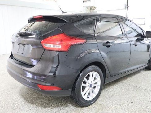 Used 2018 Ford Focus SE image 6