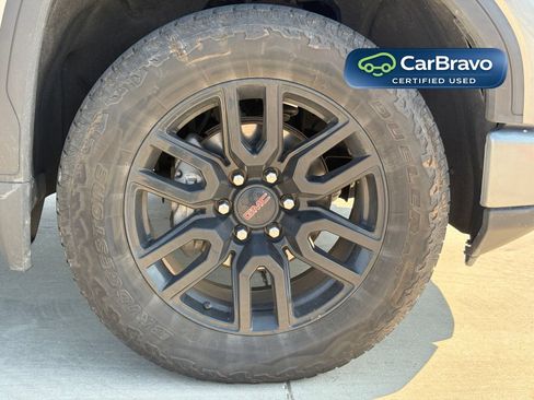 Used 2024 GMC Sierra 1500 Elevation AWD/4WD image 10