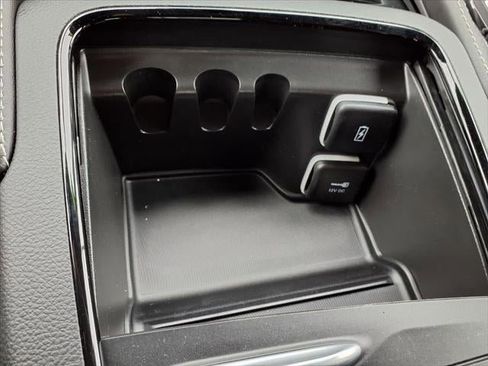 New 2026 Chrysler Pacifica Limited w/ S Appearance Package image 38