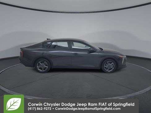 Used 2025 Kia K4 FWD image 17