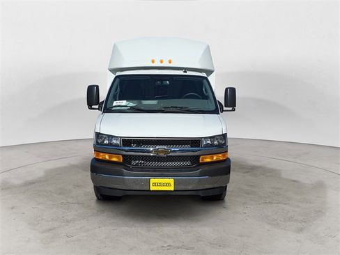 New 2025 Chevrolet Express 3500 w/ Power Convenience Package image 8