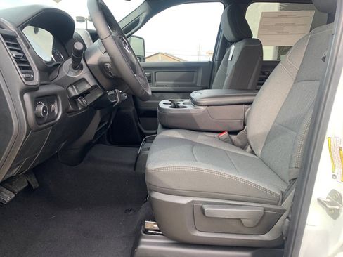 Used 2024 RAM 2500 Tradesman w/ Safety Group image 21