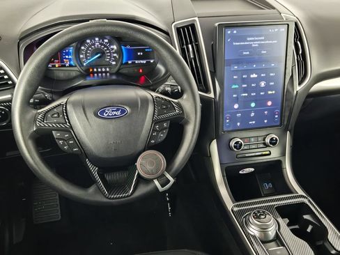 Used 2024 Ford Edge SE w/ Black Appearance Package AWD/4WD image 29