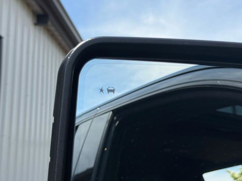 Used 2020 GMC Sierra 2500 AT4 w/ AT4 Premium Package AWD/4WD image 42