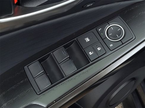 Used 2022 Lexus IS 300 AWD w/ Premium Package image 11