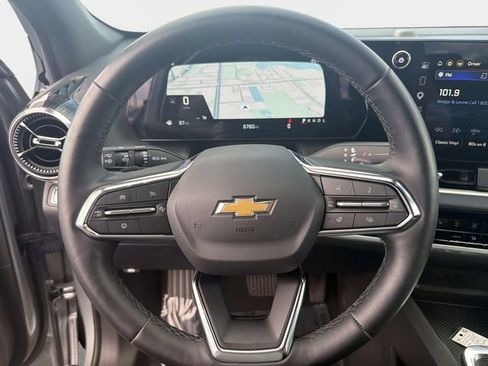 Used 2026 Chevrolet Equinox LT FWD image 26