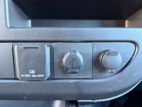 Used 2019 Chevrolet Express 3500 LS image 27