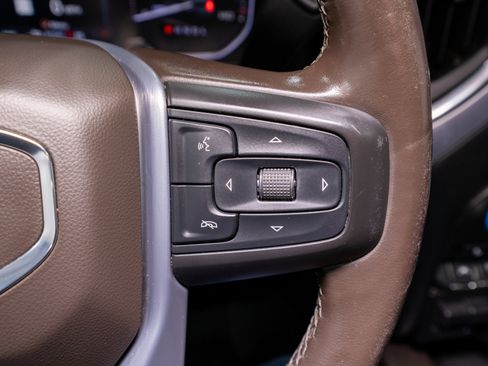 Used 2019 GMC Sierra 1500 SLT w/ SLT Premium Plus Package image 32