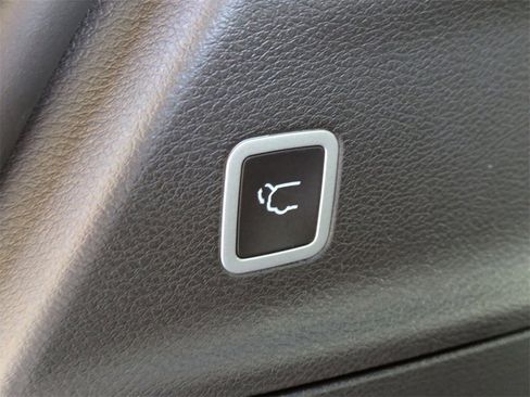 New 2026 Chrysler Pacifica Select image 34