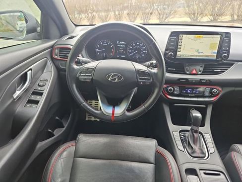 Used 2018 Hyundai Elantra GT Sport w/ Sport Tech Package 04 image 14
