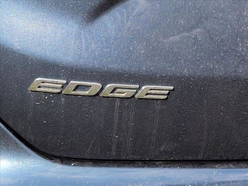 Used 2019 Ford Edge Titanium image 10