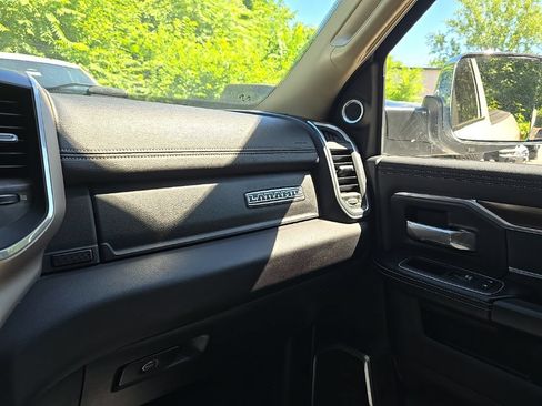 Used 2022 RAM 2500 Laramie AWD/4WD image 21