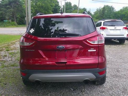 Used 2014 Ford Escape SE w/ Equipment Group 201A FWD image 4