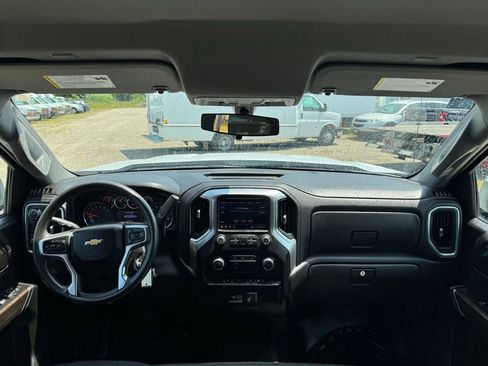 Used 2020 Chevrolet Silverado 1500 LT w/ Remote Start Package image 9