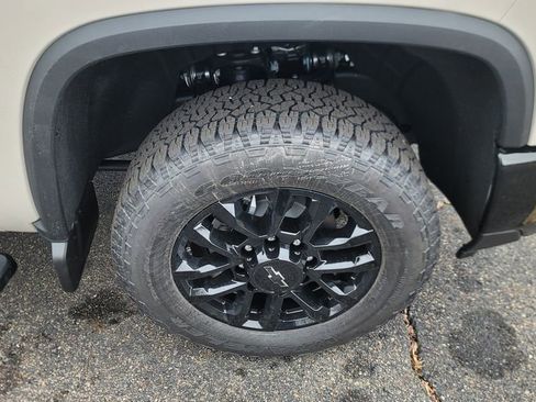 New 2026 Chevrolet Silverado 2500 Custom w/ Custom Convenience Package image 14