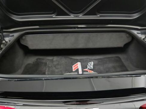 Used 2010 Chevrolet Corvette Grand Sport w/ Preferred Equipment Group image 19