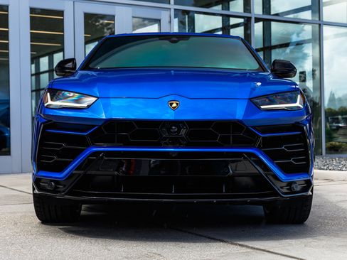 Used 2022 Lamborghini Urus image 12