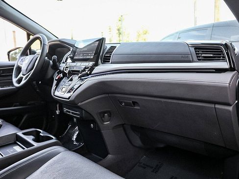 Used 2020 Honda Odyssey Elite image 24