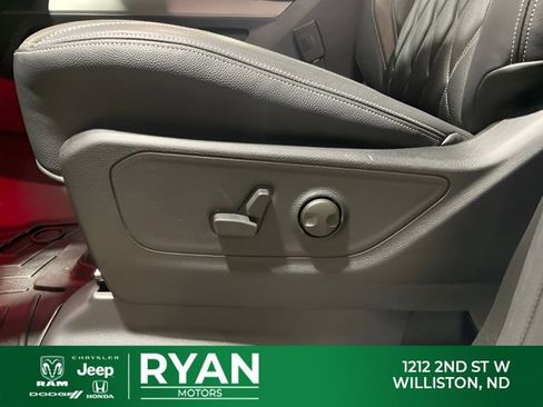New 2026 RAM 1500 Big Horn AWD/4WD image 14